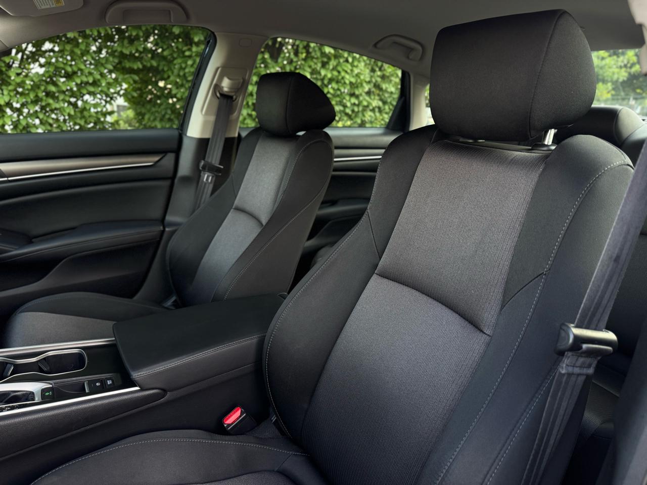 Honda Accord LX CVT 2020