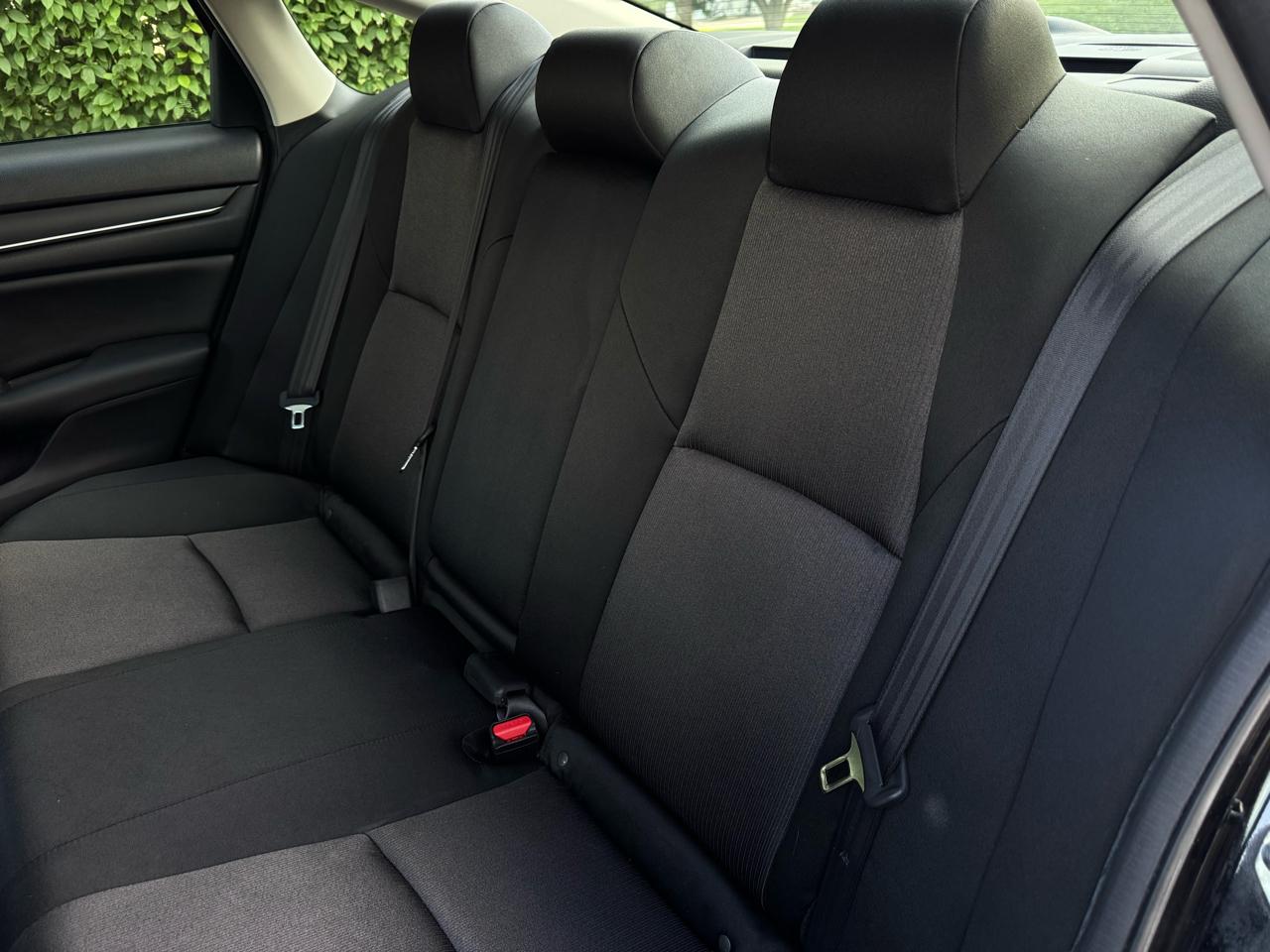 Honda Accord LX CVT 2020