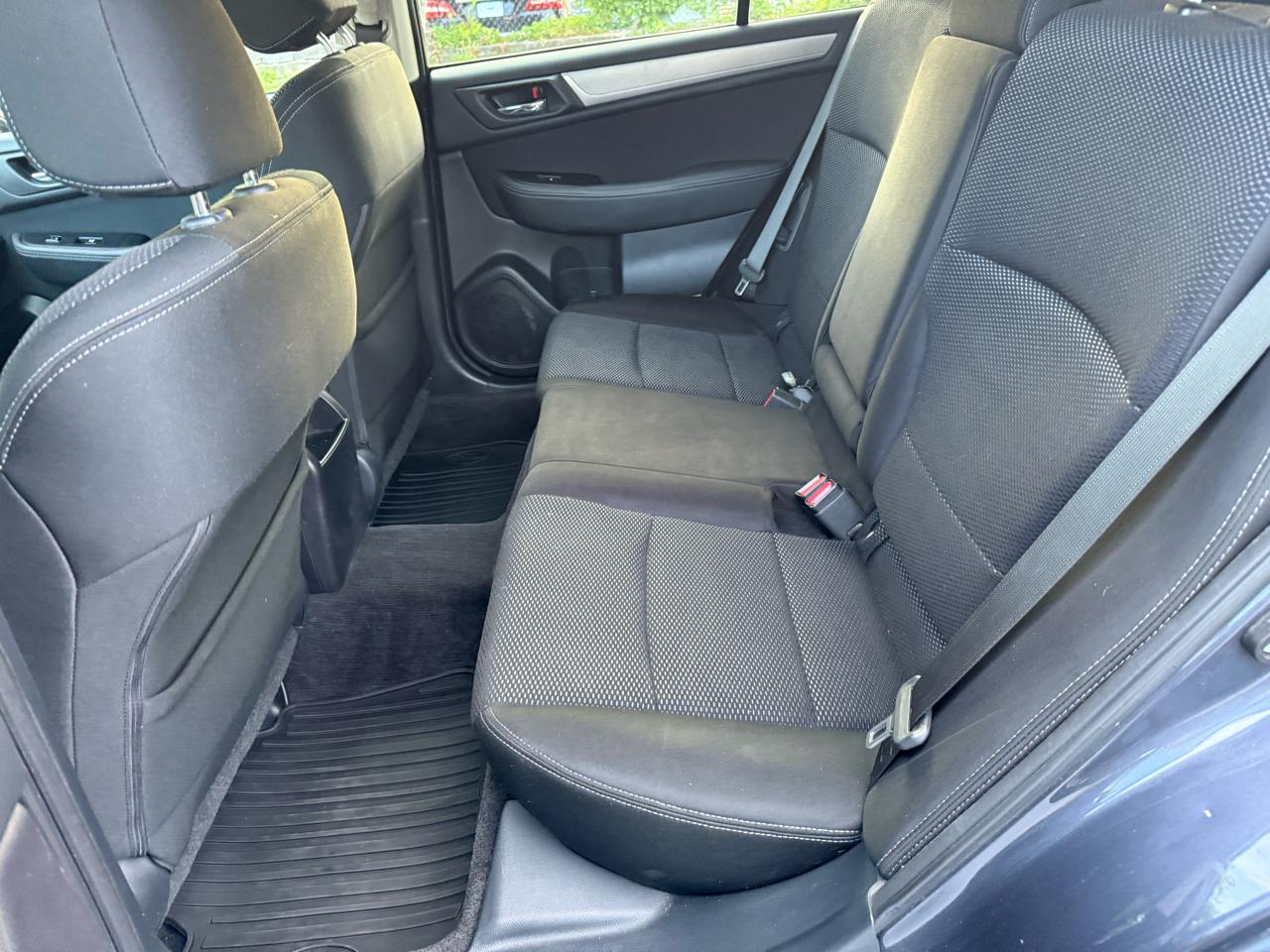 Subaru Outback 2.5i Premium 2015