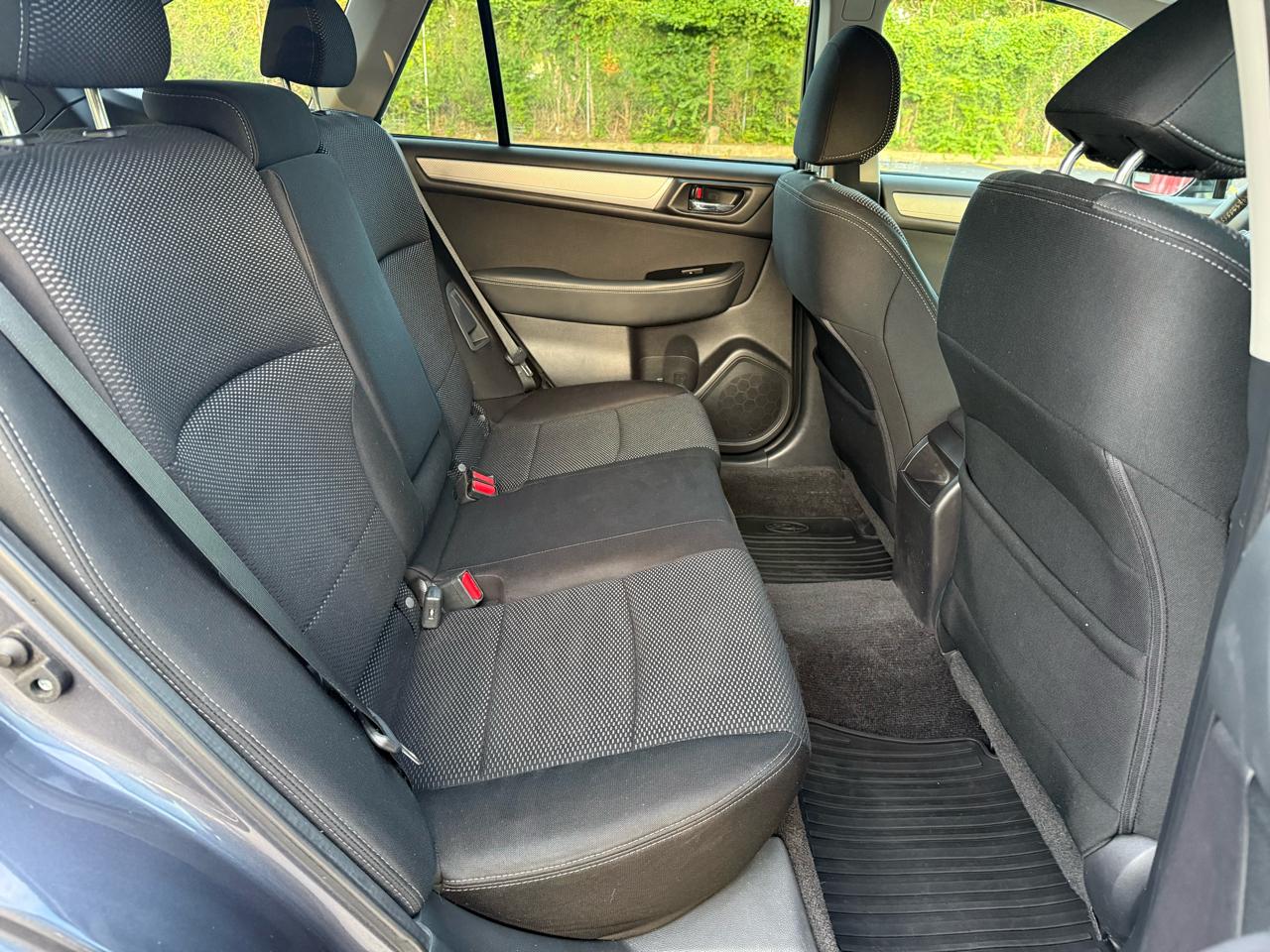 Subaru Outback 2.5i Premium 2015