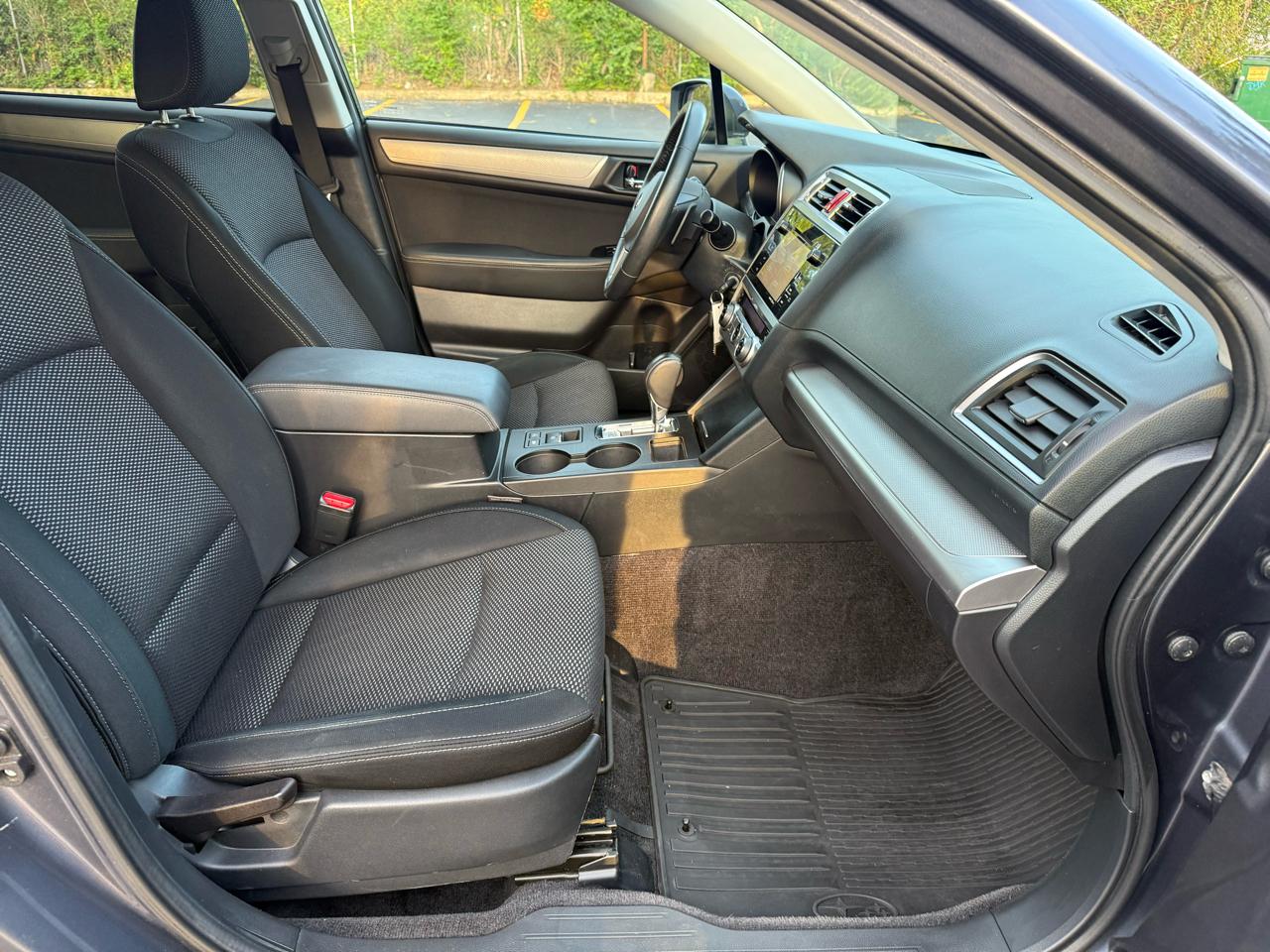 Subaru Outback 2.5i Premium 2015