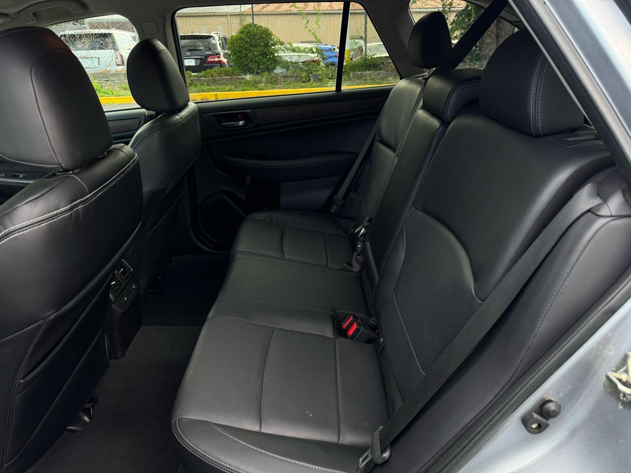 Subaru Outback 2.5i Limited 2017