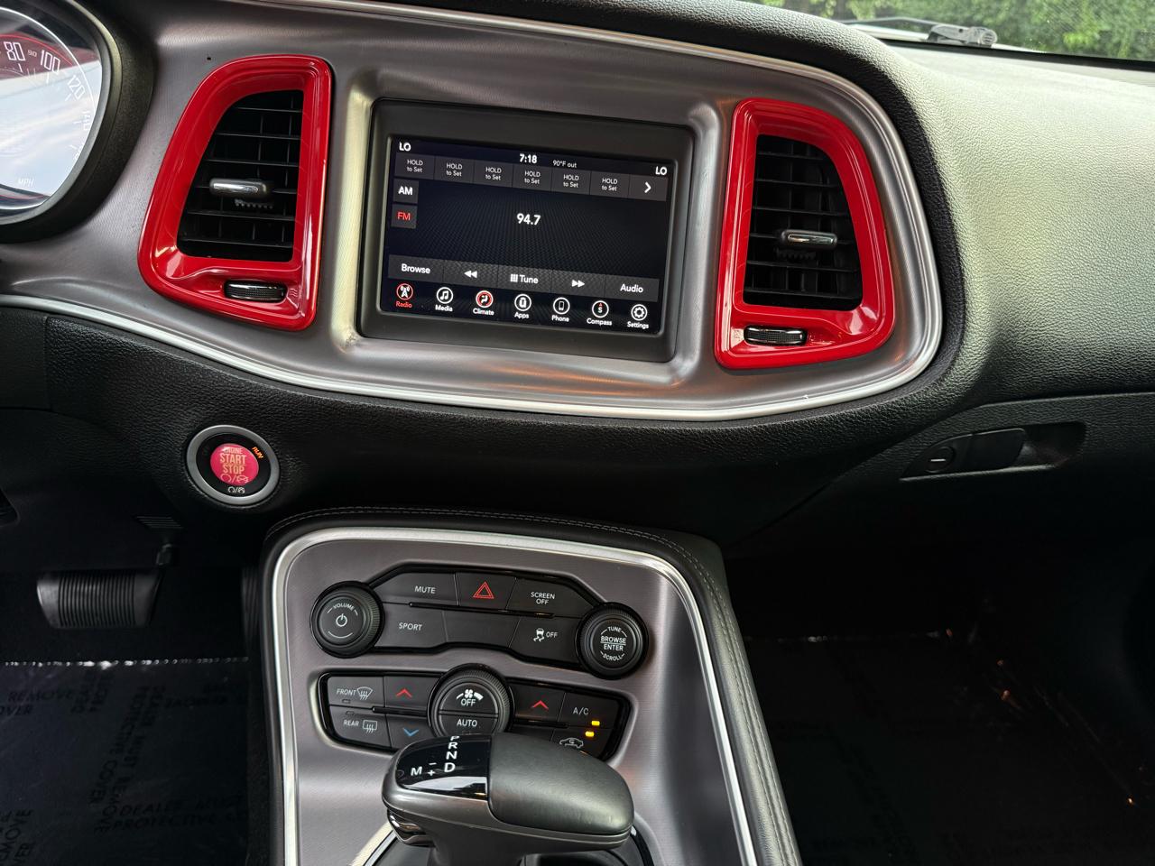 Dodge Challenger SXT 2019