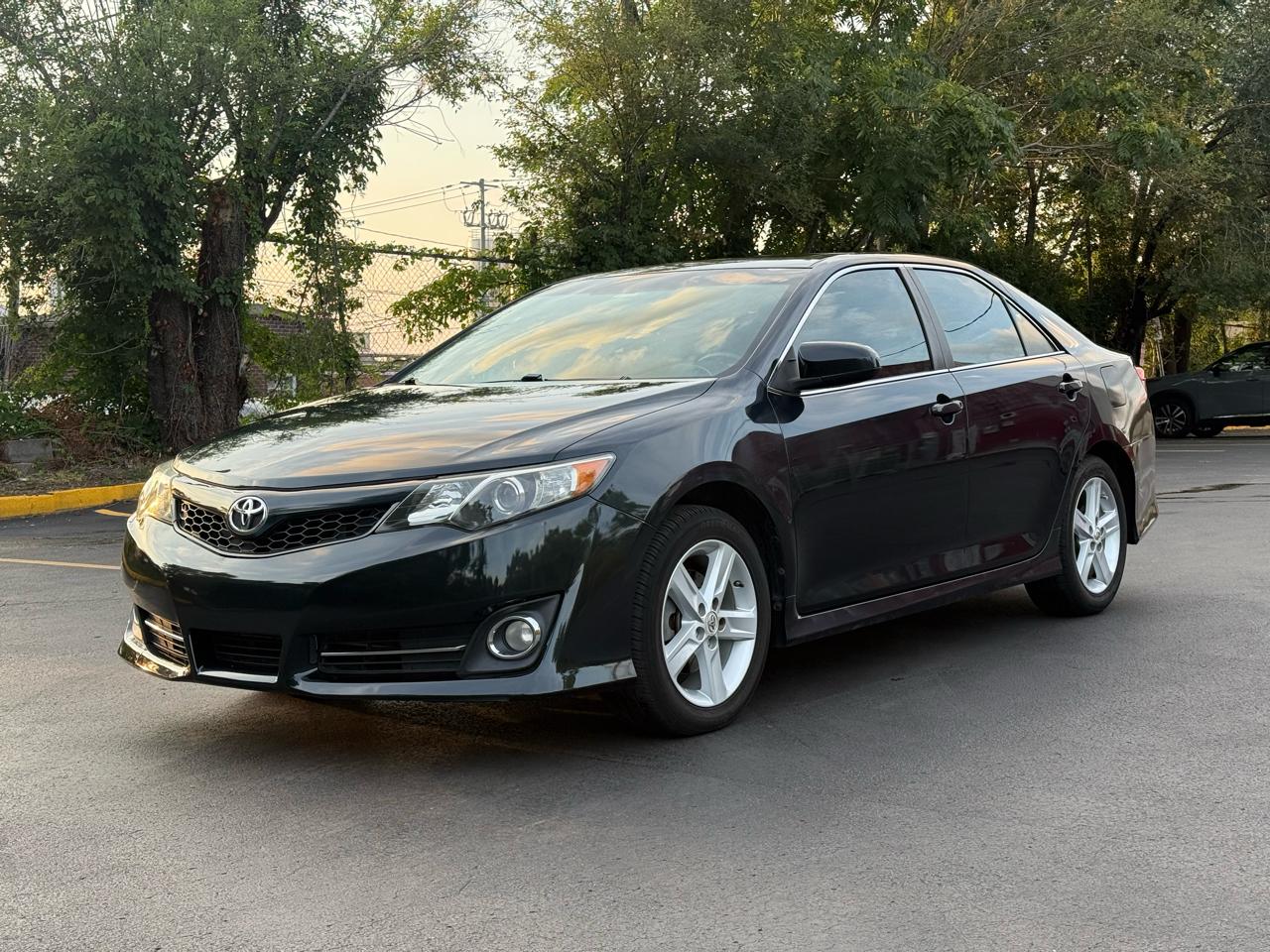 Toyota Camry SE 2013