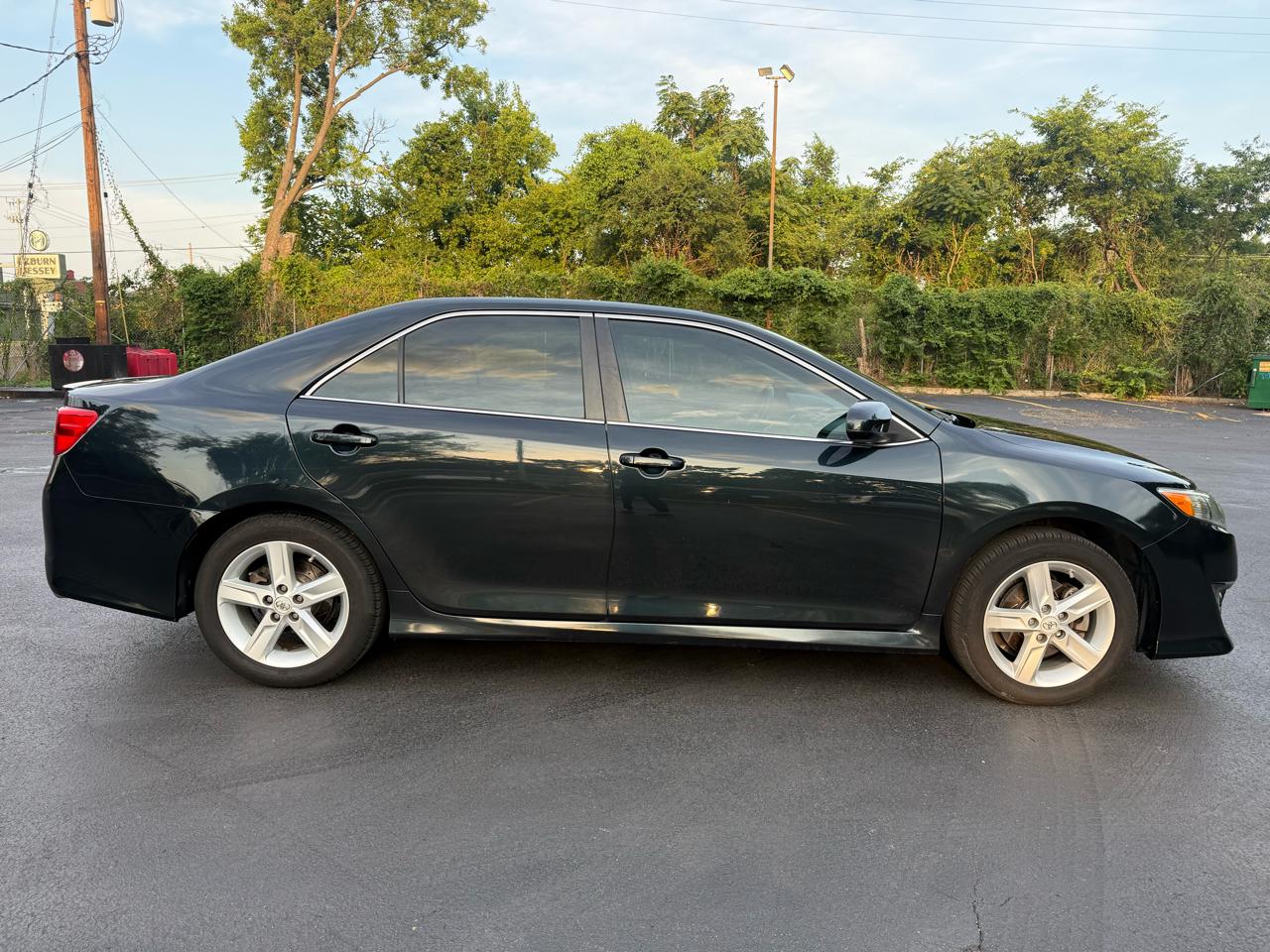 Toyota Camry SE 2013