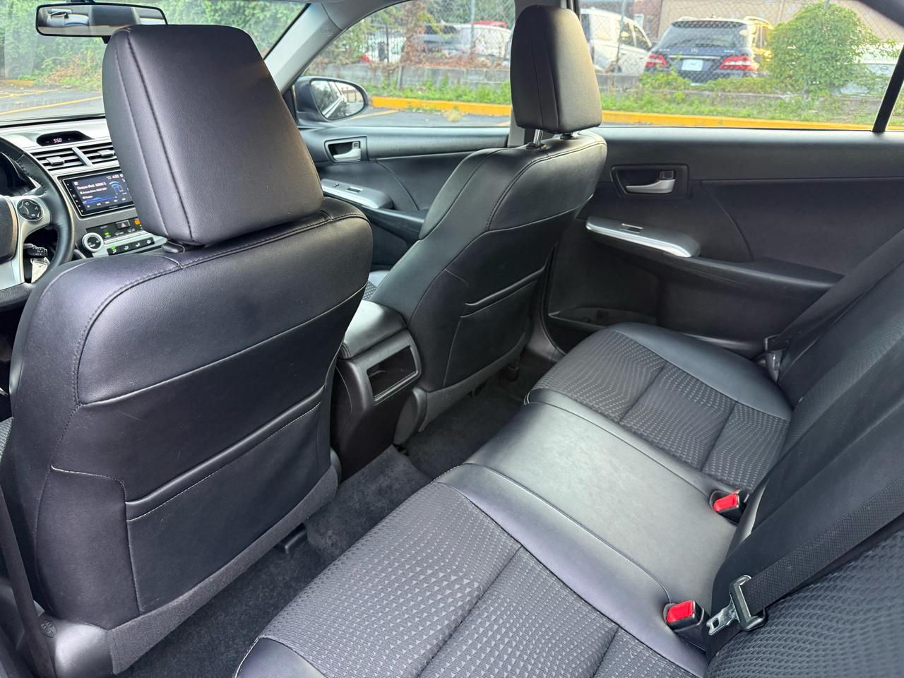 Toyota Camry SE 2013