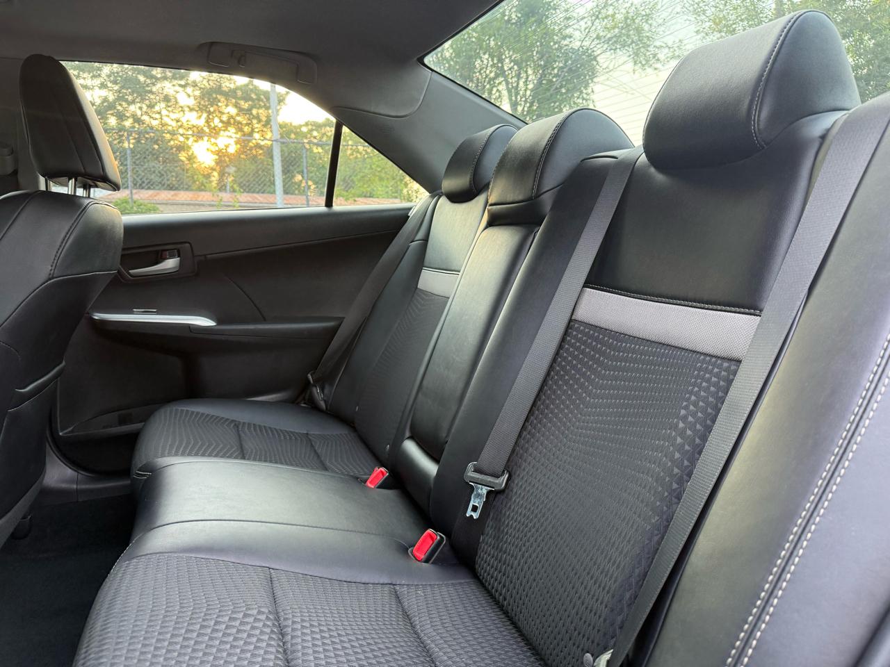 Toyota Camry SE 2013