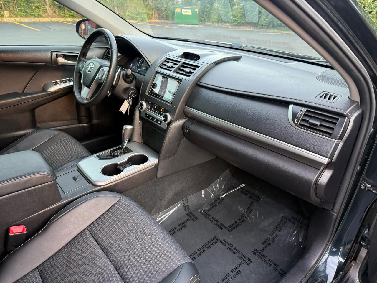 Toyota Camry SE 2013