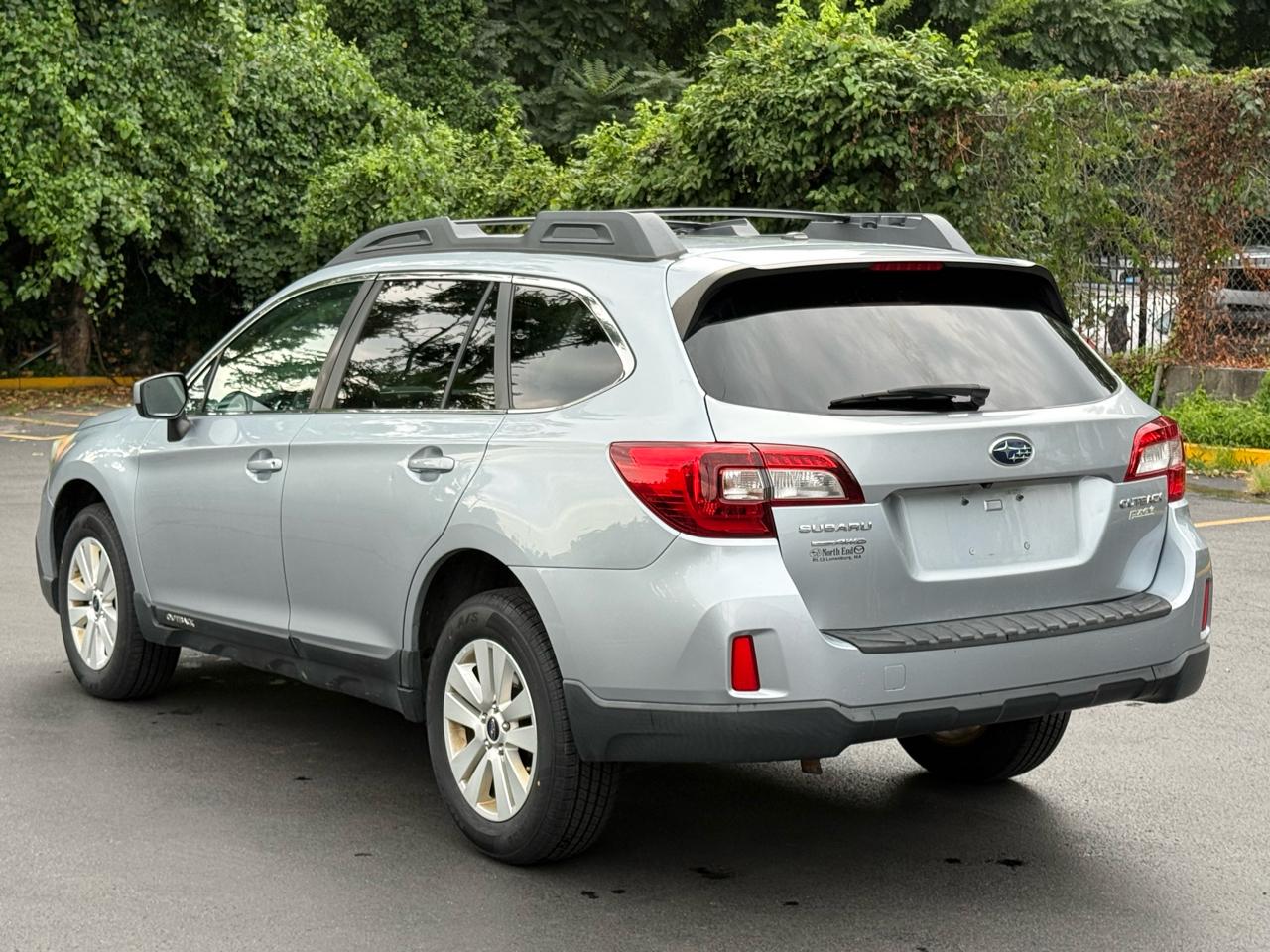 Subaru Outback 2.5i Premium 2015