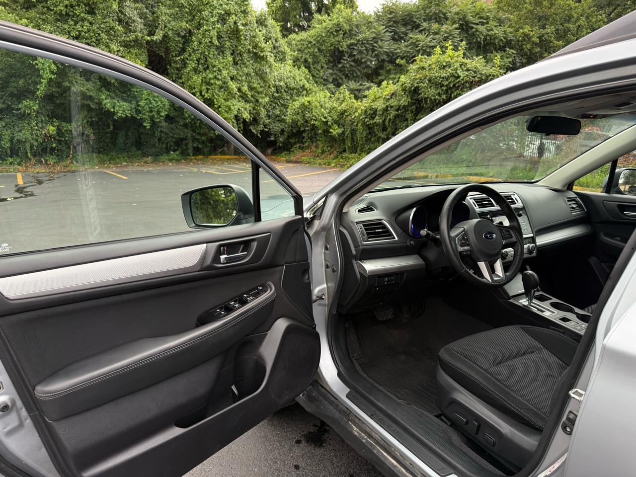 Subaru Outback 2.5i Premium 2015