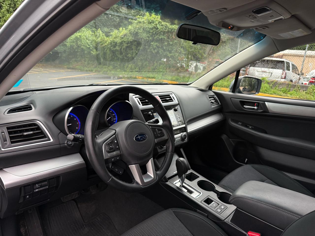 Subaru Outback 2.5i Premium 2015