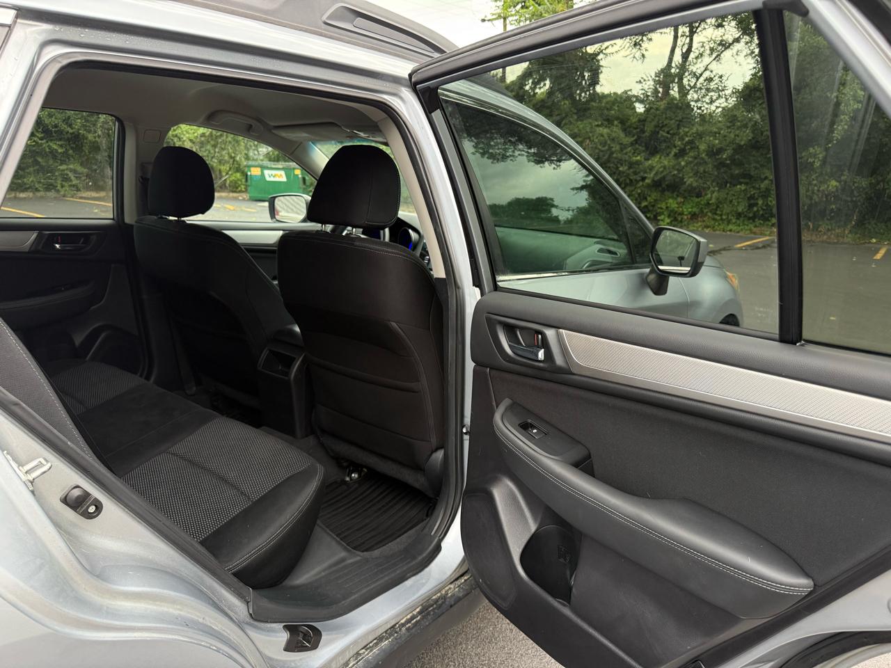 Subaru Outback 2.5i Premium 2015