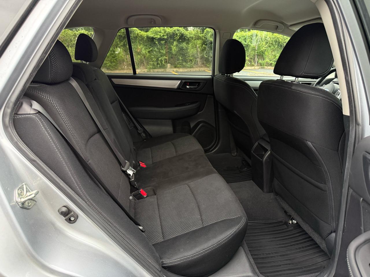 Subaru Outback 2.5i Premium 2015