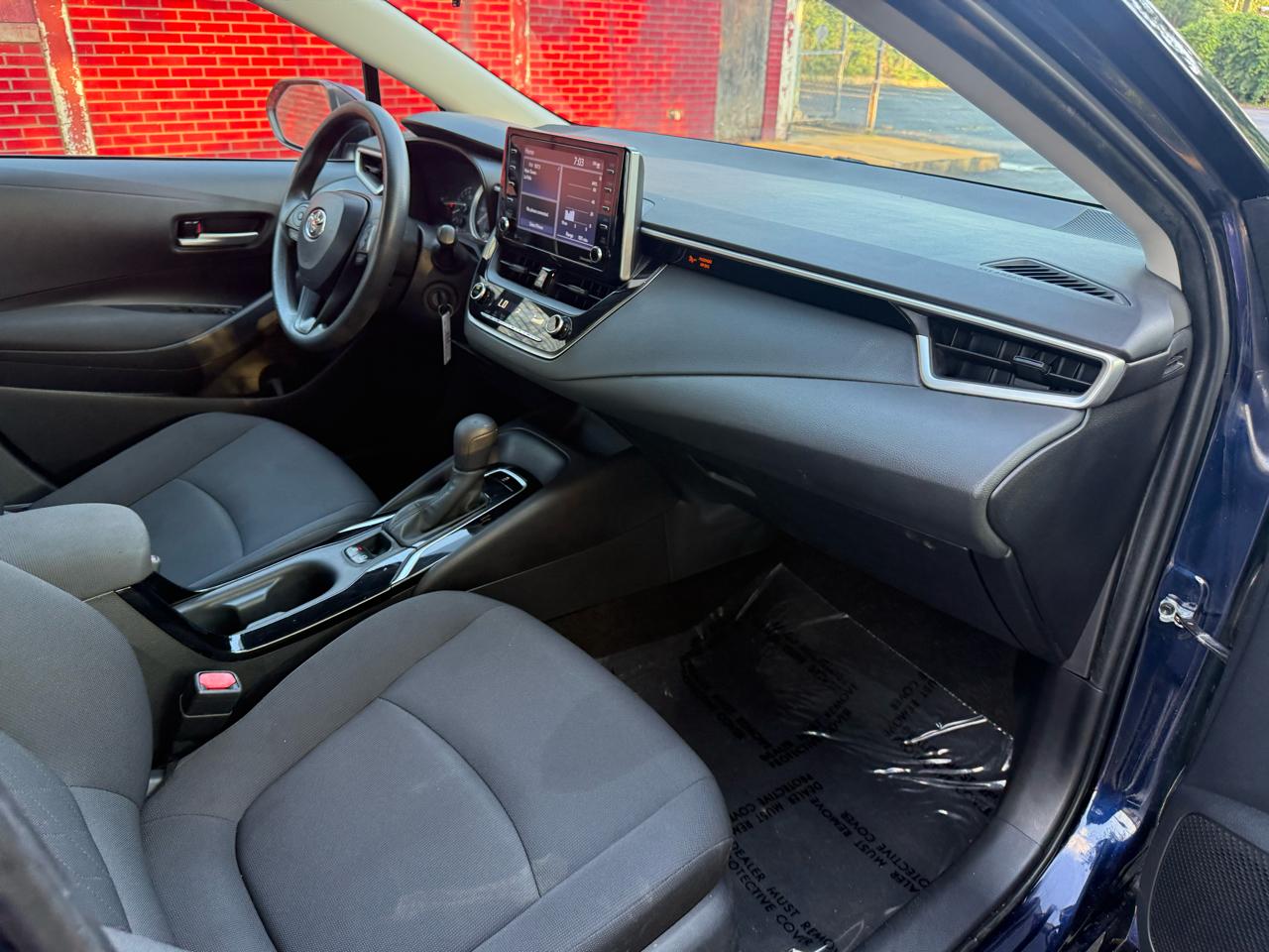 Toyota Corolla LE 2021