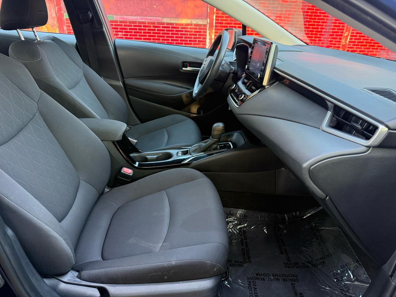 Toyota Corolla LE 2021