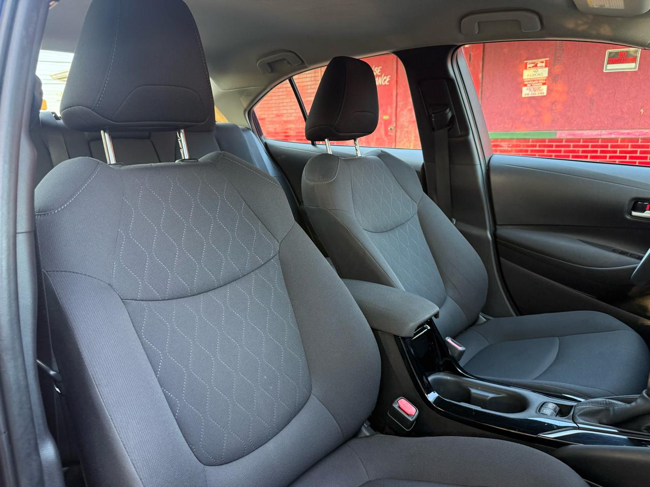 Toyota Corolla LE 2021