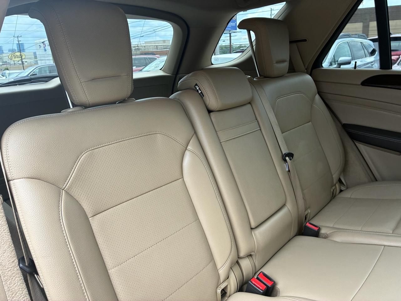 Mercedes-Benz M-Class ML350 4MATIC 2014