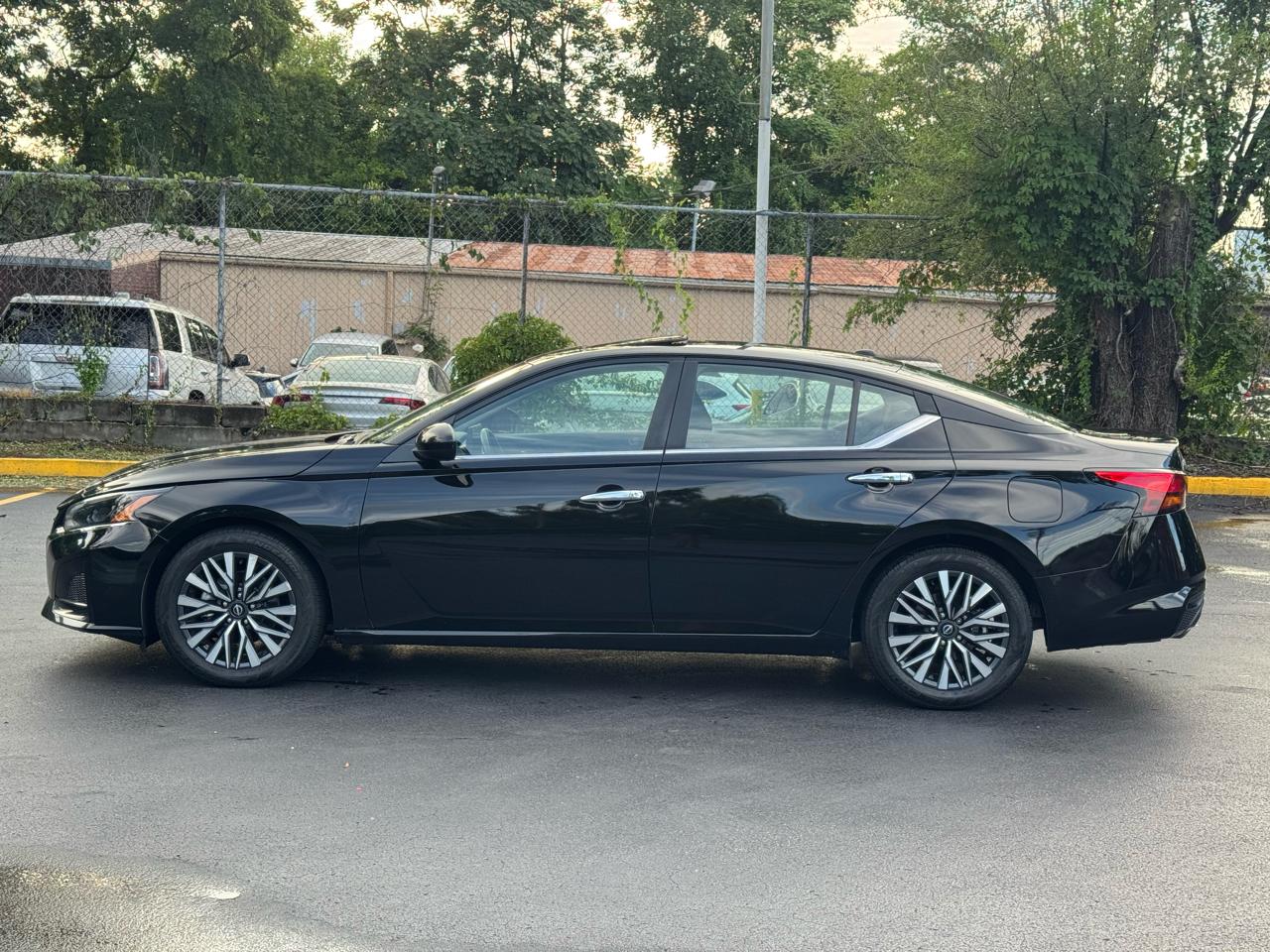Nissan Altima 2.5 SV 2023
