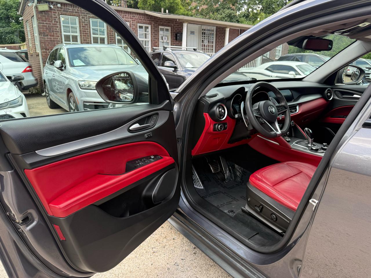 Alfa Romeo Stelvio Sport 2018
