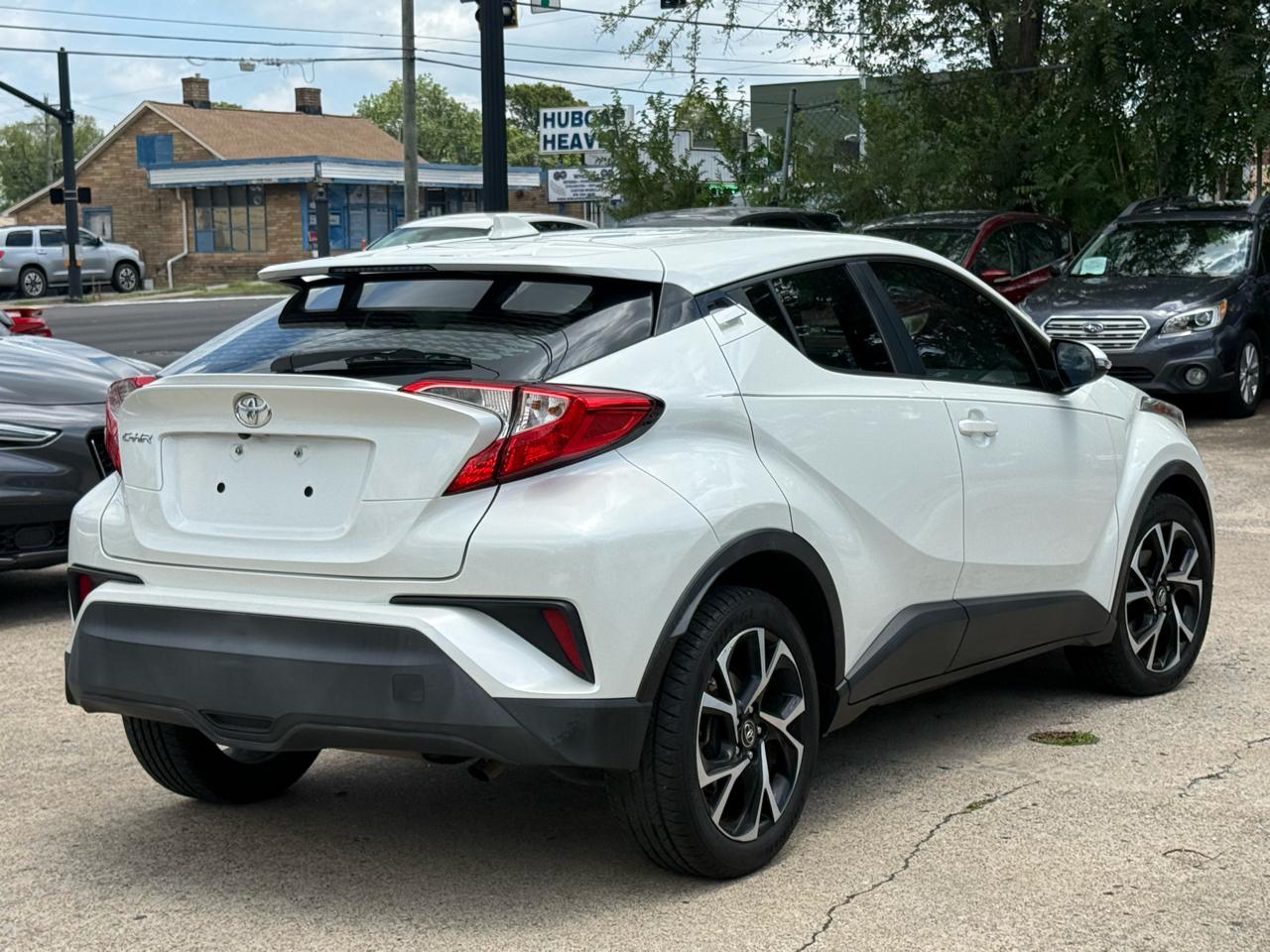Toyota C-HR LE 2019