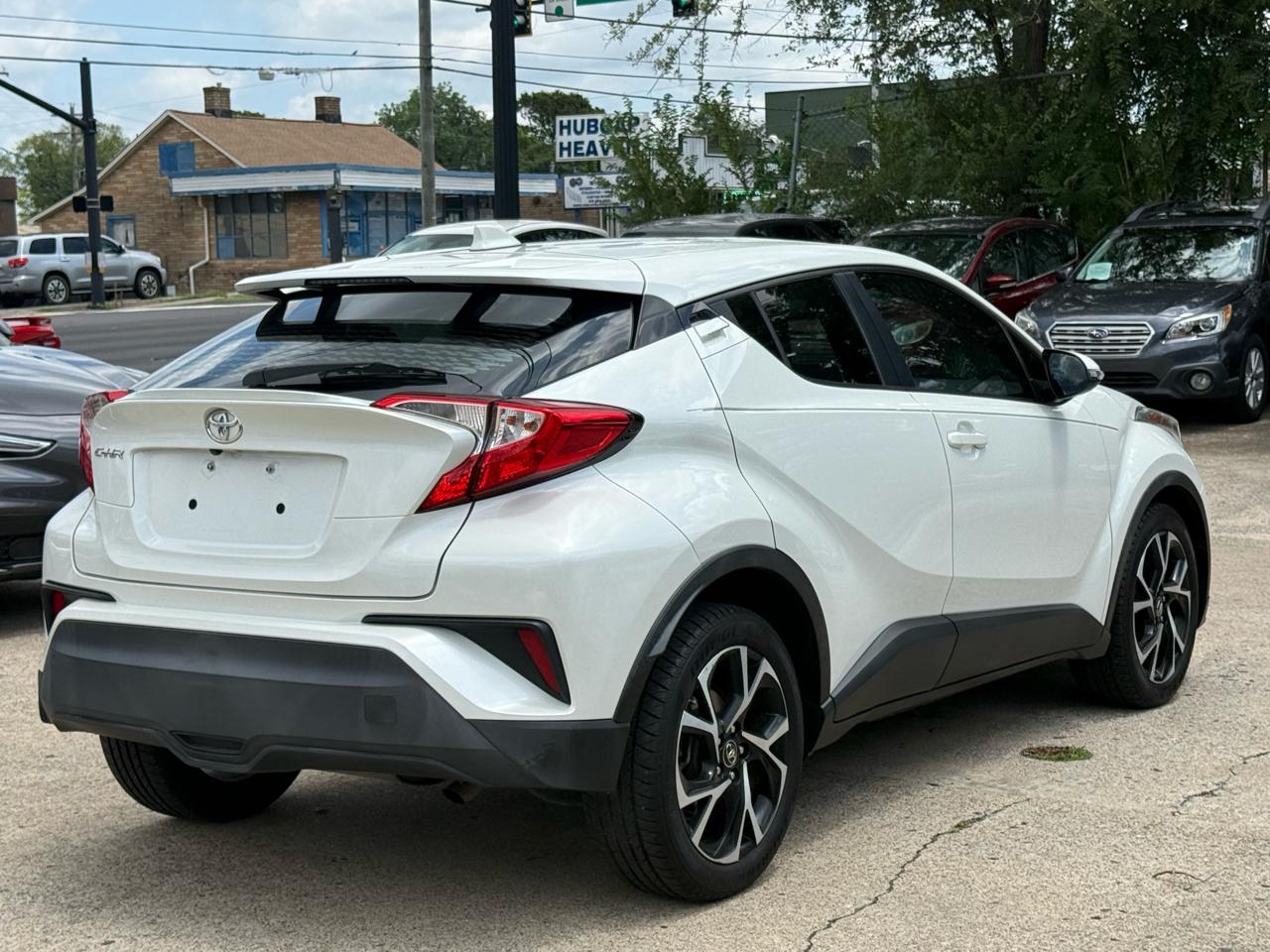 Toyota C-HR LE 2019