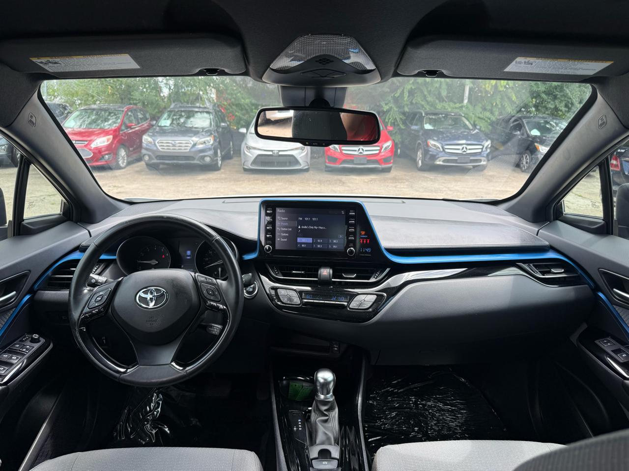 Toyota C-HR LE 2019