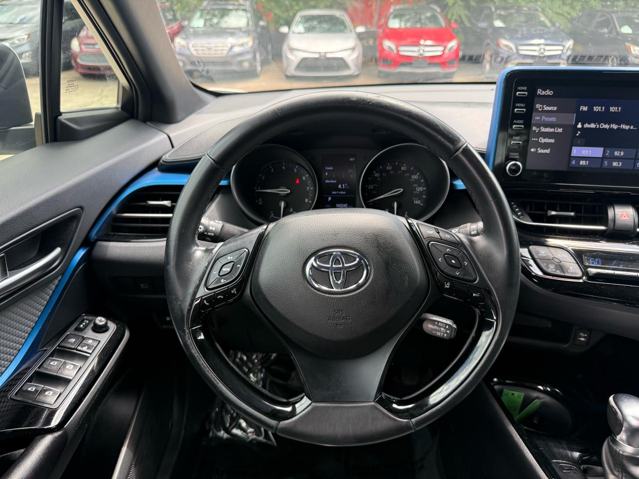 Toyota C-HR LE 2019