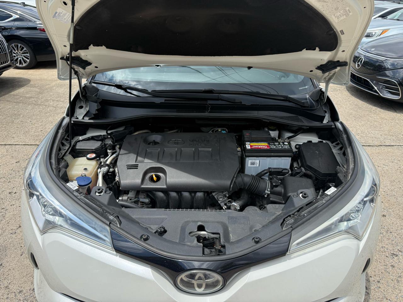 Toyota C-HR LE 2019