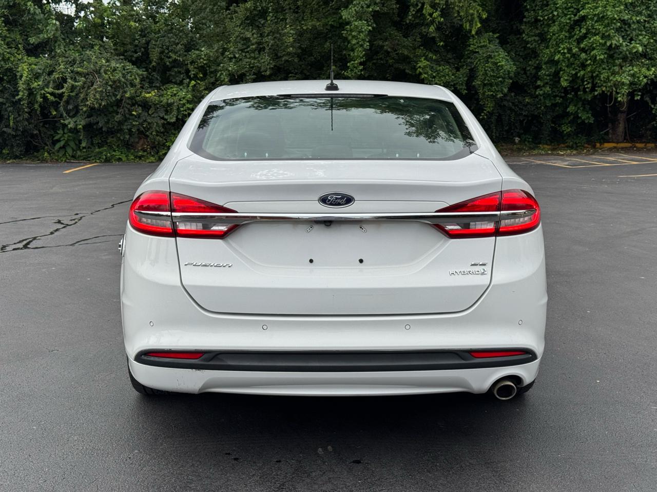 Ford Fusion Hybrid SE 2017
