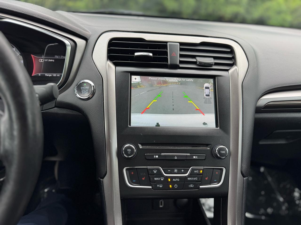 Ford Fusion Hybrid SE 2017