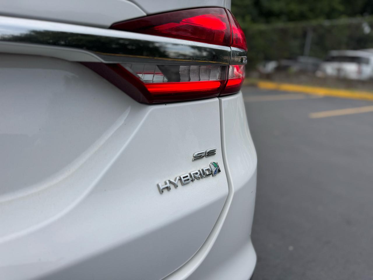 Ford Fusion Hybrid SE 2017