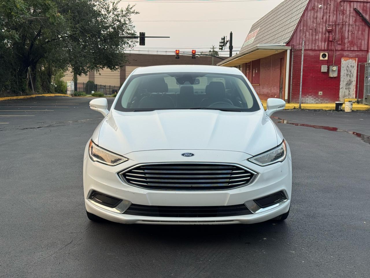 Ford Fusion Hybrid SE 2018