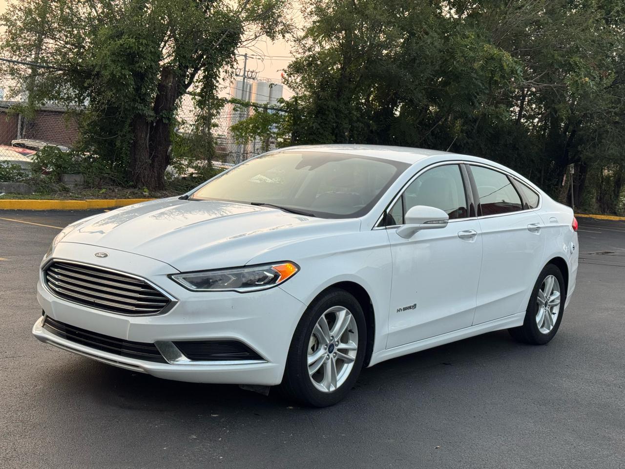 Ford Fusion Hybrid SE 2018