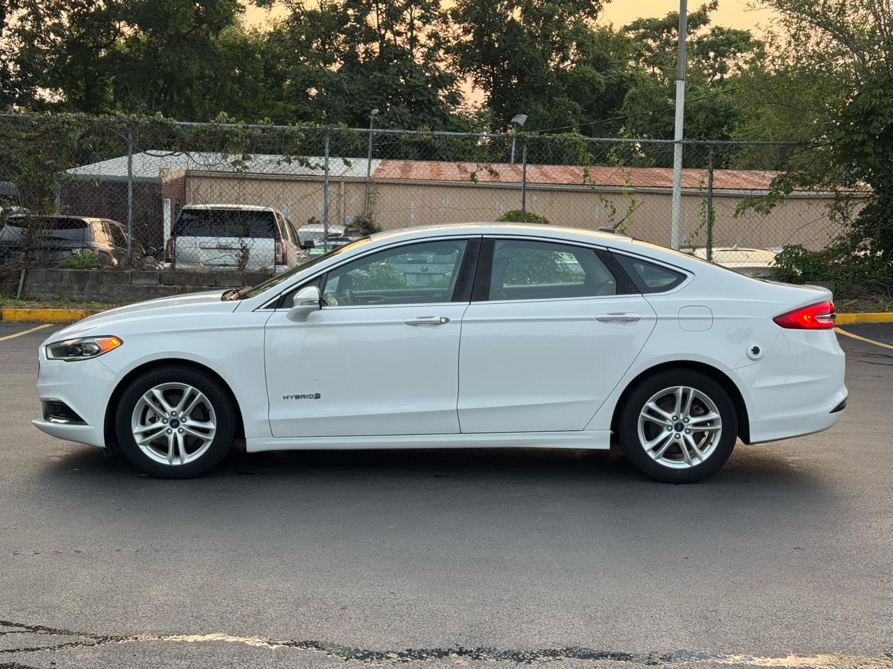 Ford Fusion Hybrid SE 2018