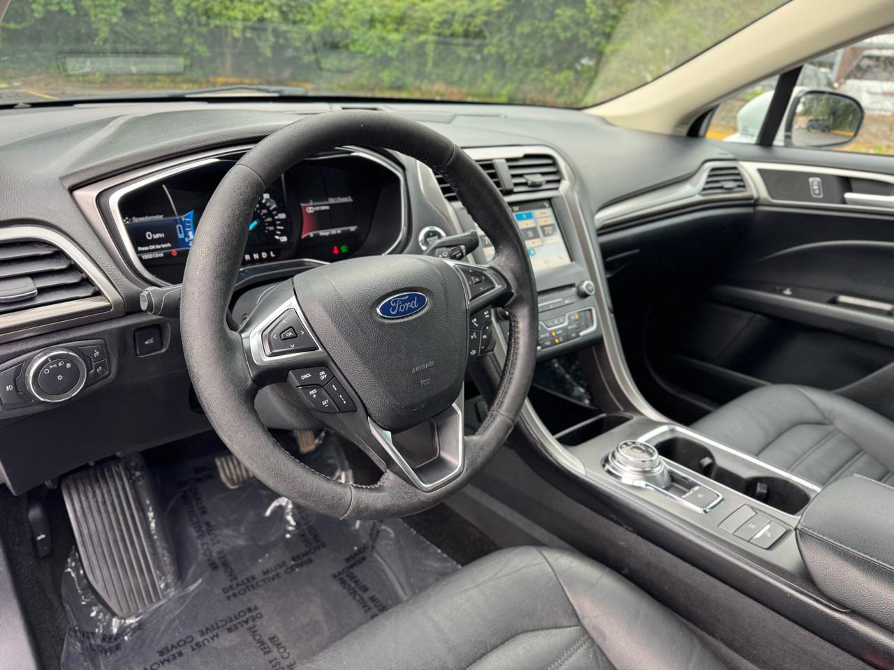 Ford Fusion Hybrid SE 2018