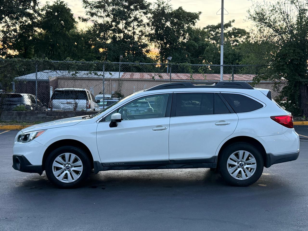 Subaru Outback 2.5i Premium 2016