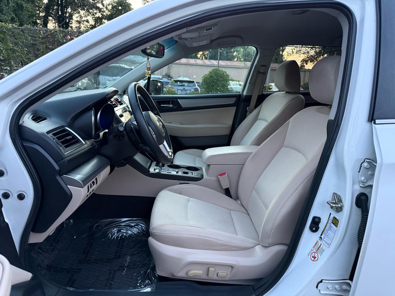 Subaru Outback 2.5i Premium 2016