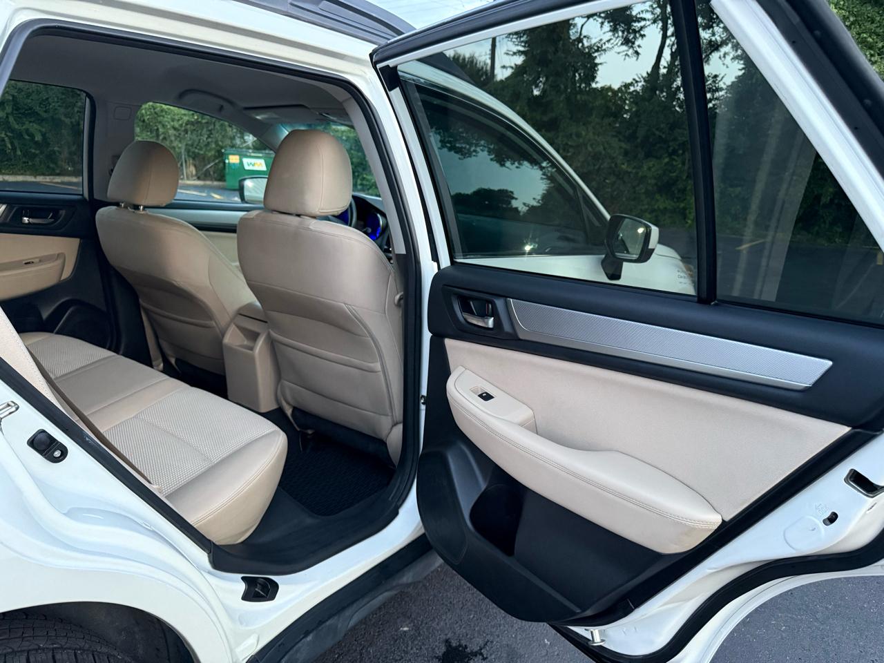 Subaru Outback 2.5i Premium 2016