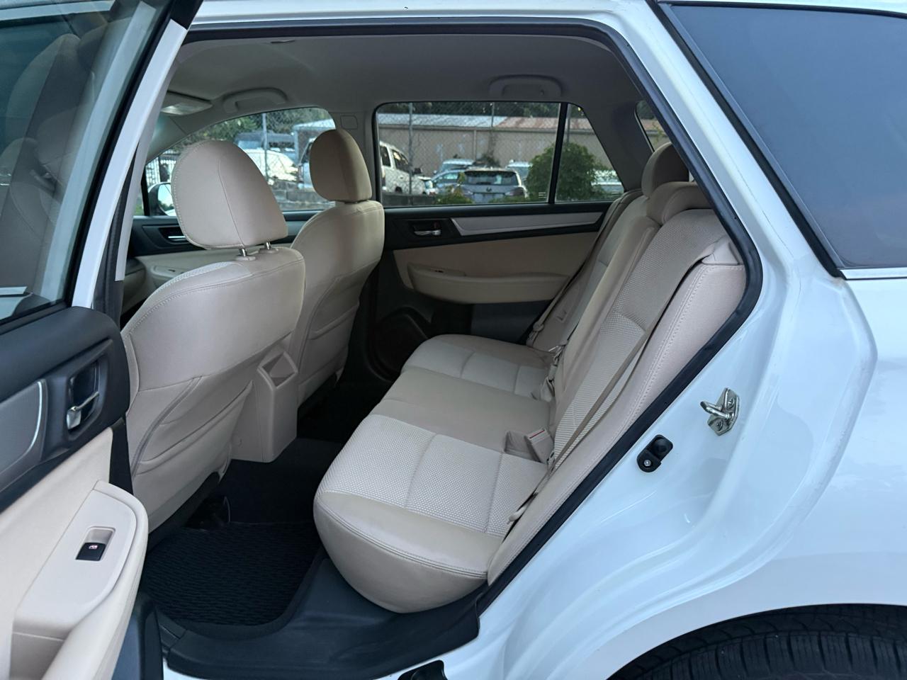 Subaru Outback 2.5i Premium 2016