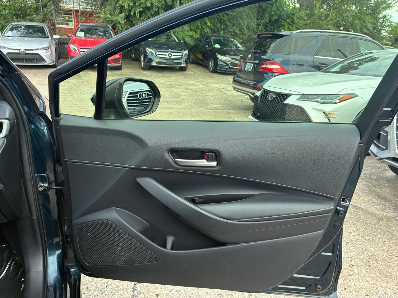 Toyota Corolla SE Hatchback 2019