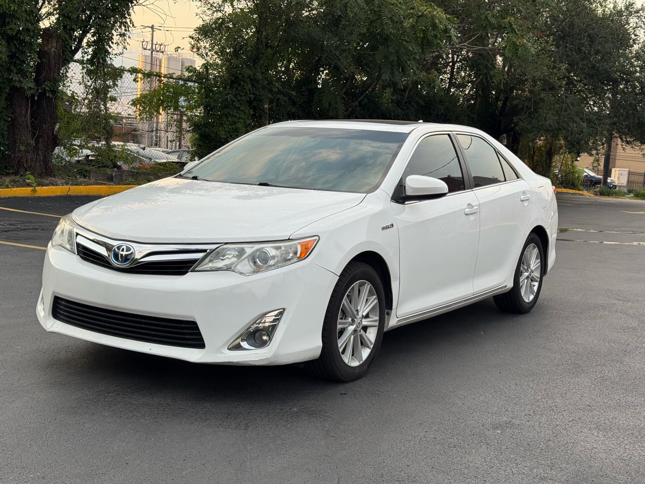 Toyota Camry Hybrid LE 2012