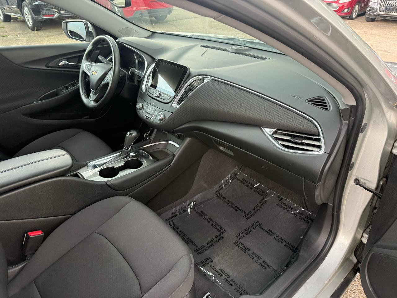 Chevrolet Malibu 1LT 2017
