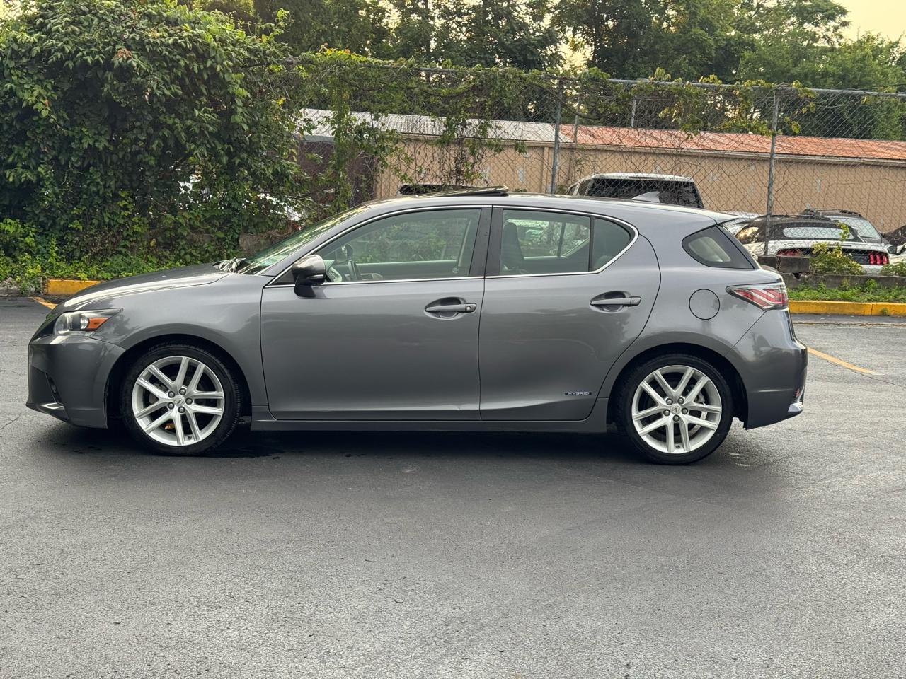 Lexus CT 200h Base 2015