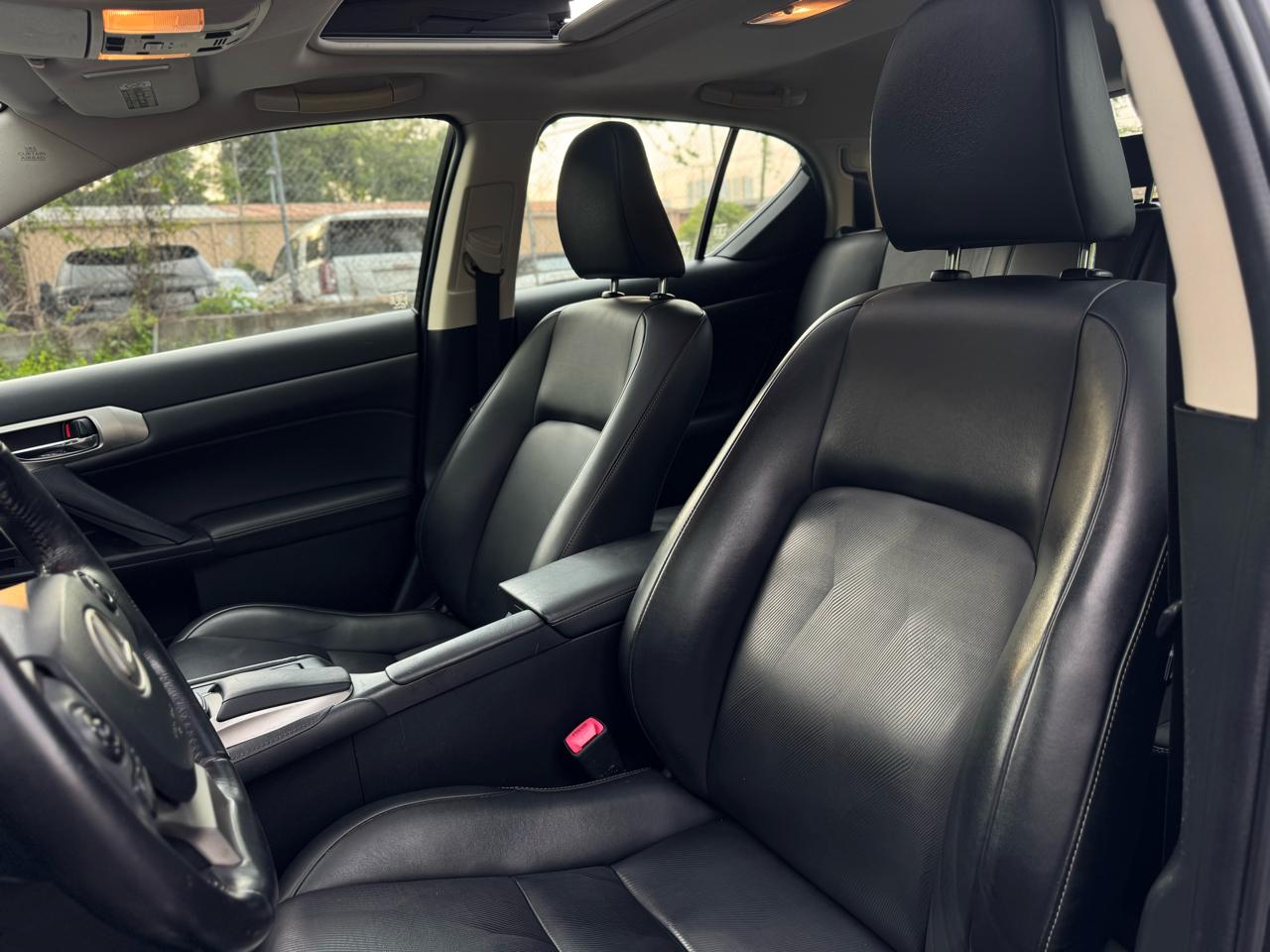 Lexus CT 200h Base 2015