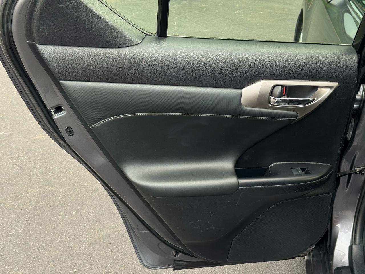 Lexus CT 200h Base 2015
