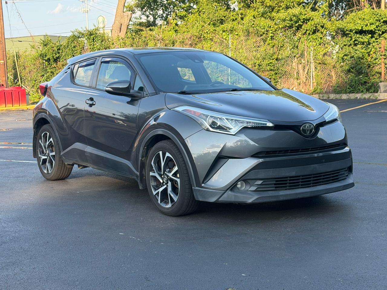 Toyota C-HR XLE 2018