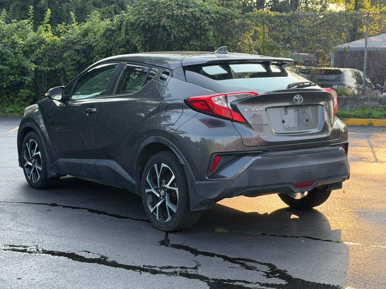 Toyota C-HR XLE 2018
