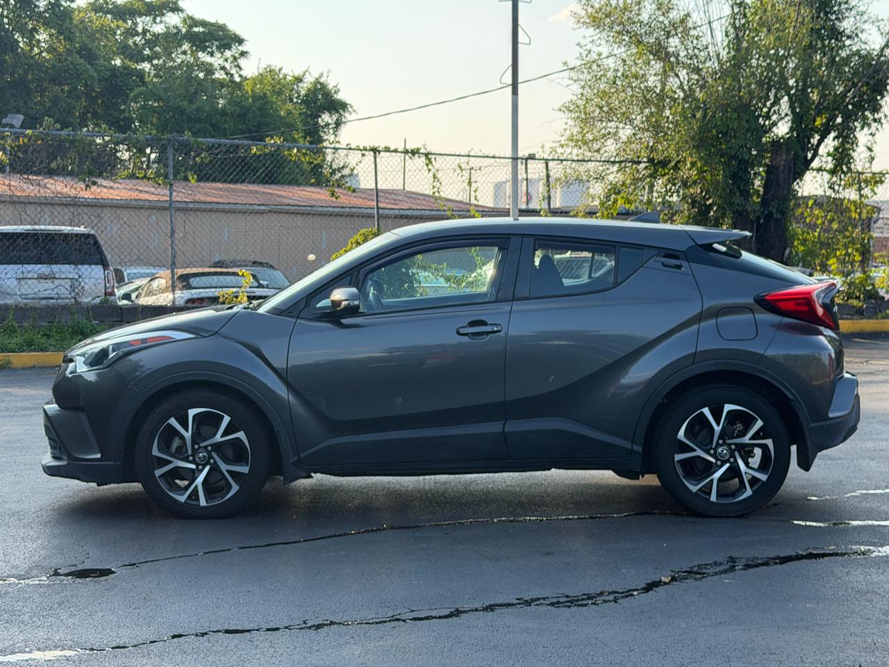 Toyota C-HR XLE 2018