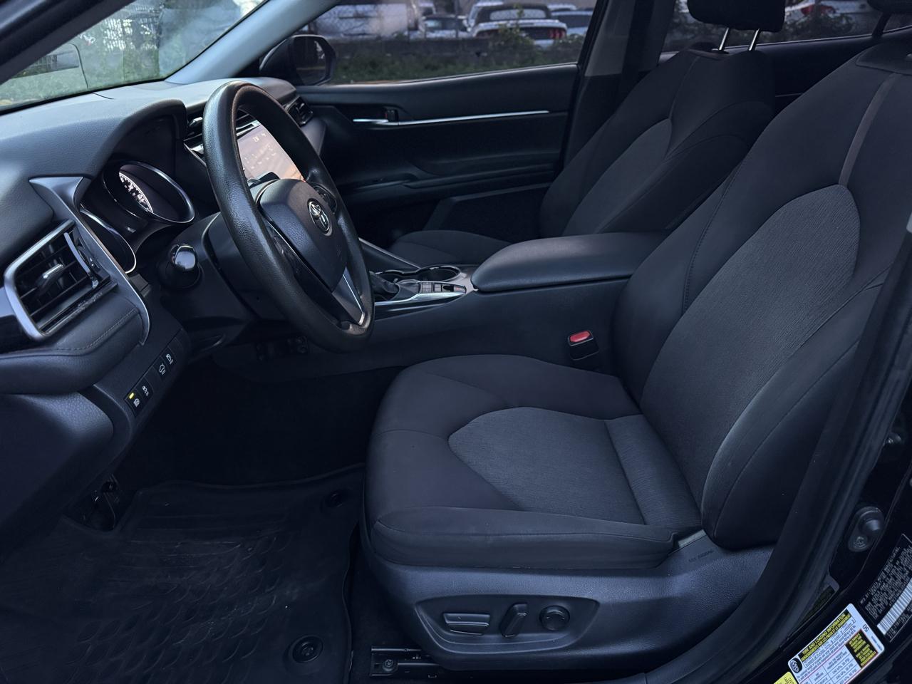 Toyota Camry Hybrid LE 2020