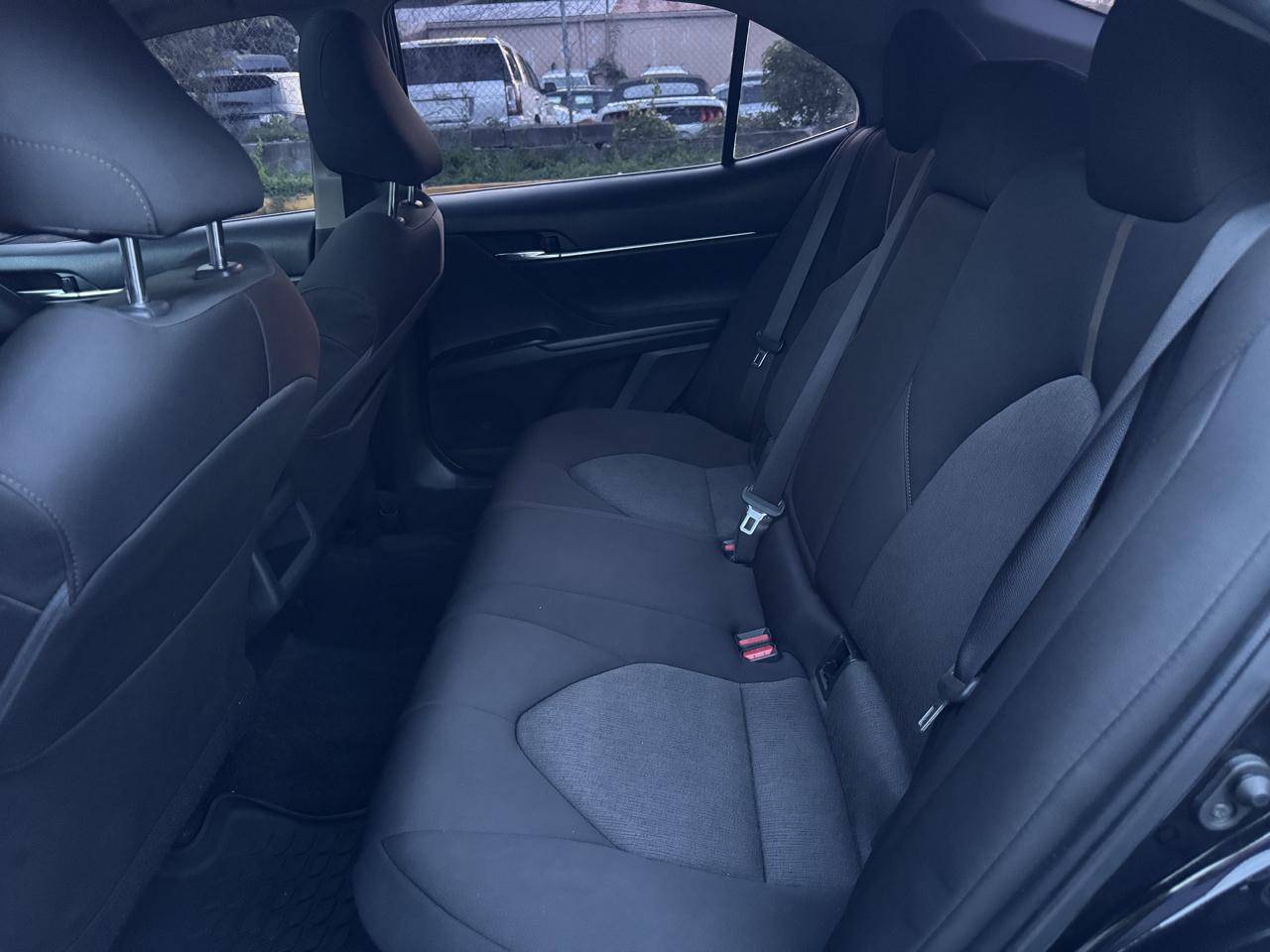 Toyota Camry Hybrid LE 2020